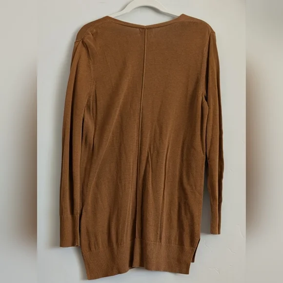 Old Navy Tan V-Neck Tunic Sweater - Picture 2 of 4